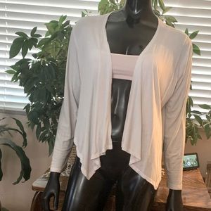 “CASA LEE” Short White Cardigan Size L